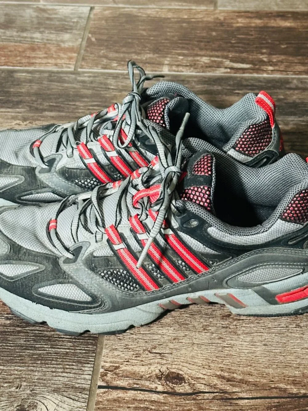 Adidas Trail Running Athletic Sneaker Shoes Men's size 10.5 Gray Red 552444 - Picture 5 of 9